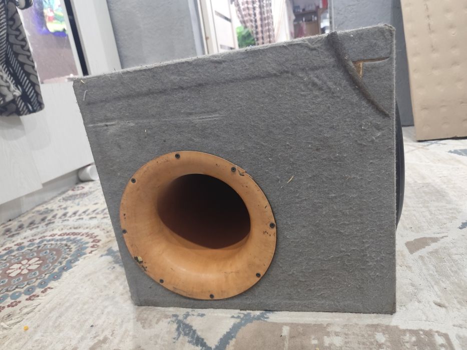 Сабвуфер Урал тт