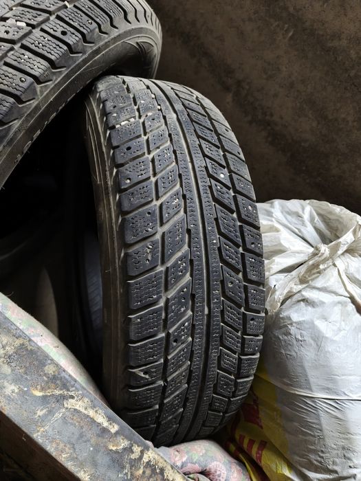 Продам пару шины