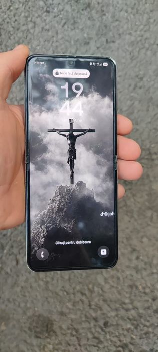 Samsung Z Flip 5