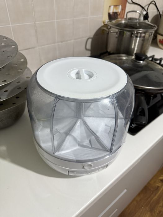 Крутящийся контейнер для круп (рис и т.д