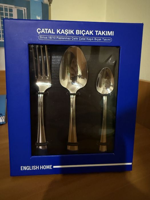 Нов компелкт прибори  от неръждаема стомана