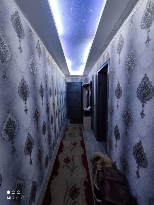 3 комнатная / на 2 микрорайоне