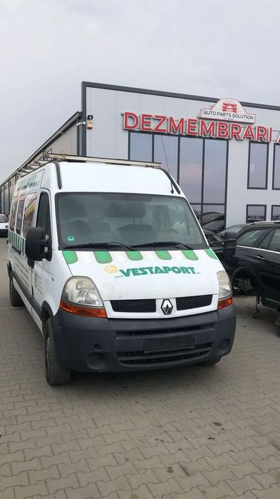 Dezmembram Renault Master 2.5 DCI an fabr. 2006