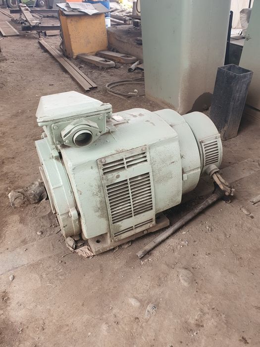 Мотор маслиний 90ли