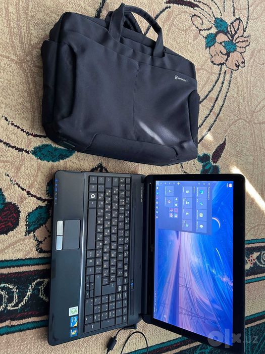 Fujitsu Lifebook AH530