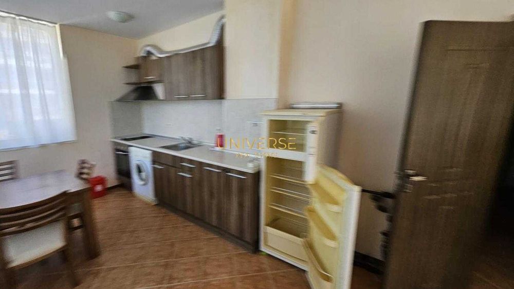 Продава се тристаен апартамент в Слънчев бряг