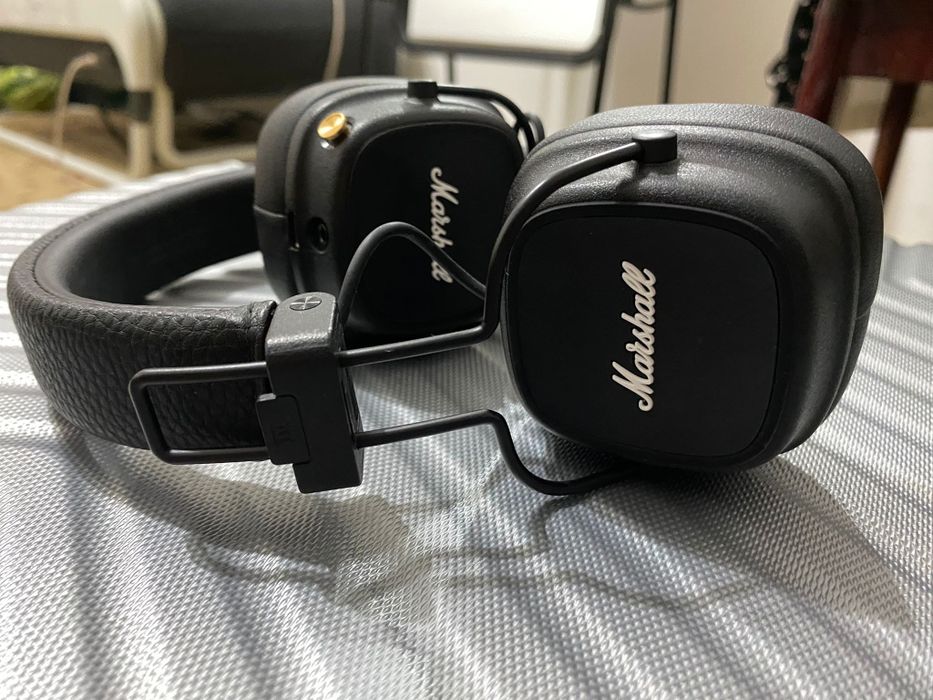 Наушники Marshall Major IV