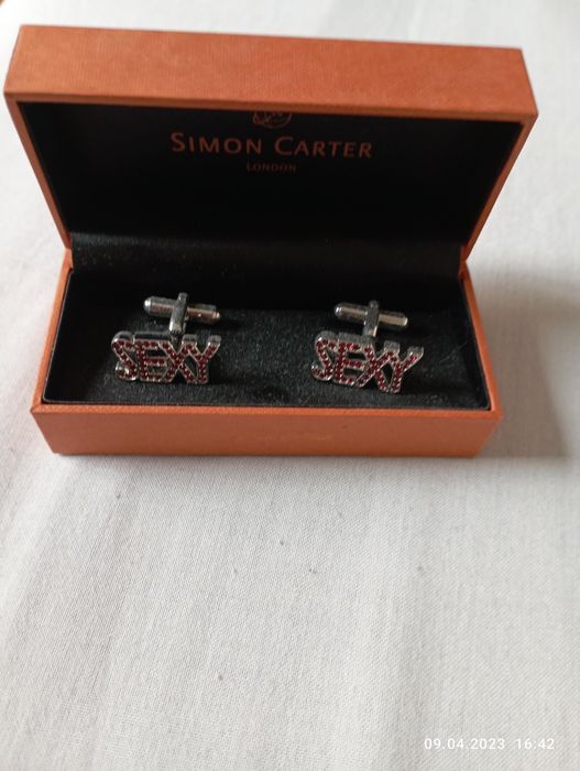 Butoni  de cămașă( 20 lei perechea)