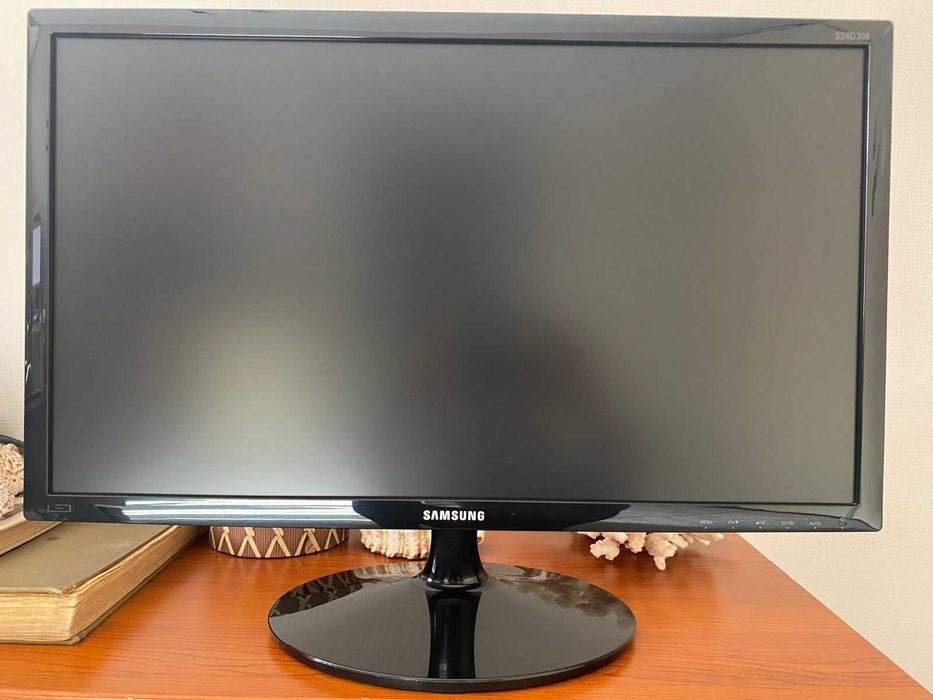 Монитор Samsung 24" S24D300H 60 Hz, 1920x1080