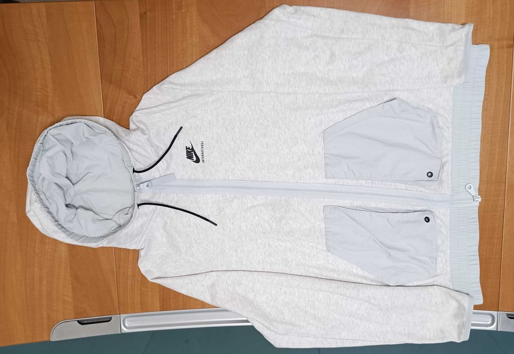 Nike international-Много Запазено