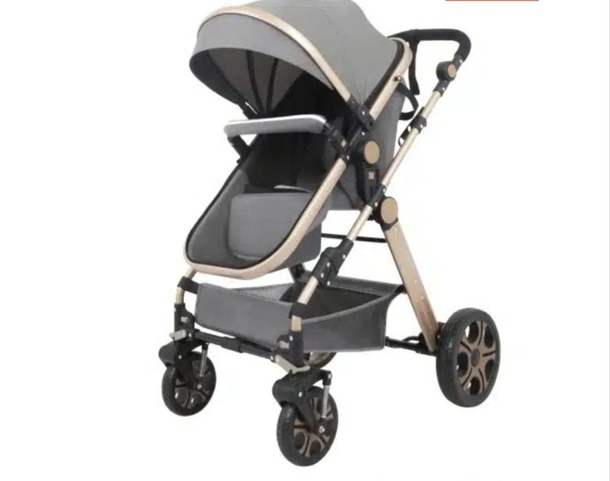 Carucior bebe de vânzare.