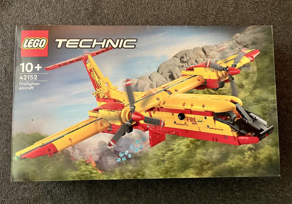 Lego Technic 42152 Firefighter Aircraft