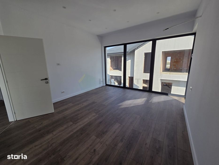 Casă modernă de vânzare în Tunari – construcție 2025, gata de mutare!