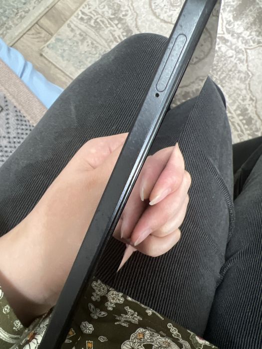 продам oppo A18 phone