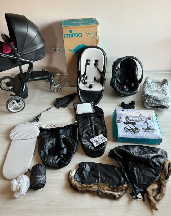 Mima бебешка количка с аксесоари