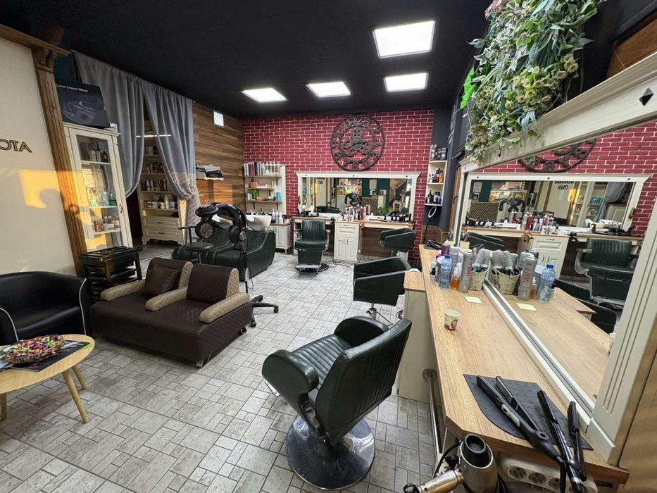 Обзавеждане - фризьорски салон