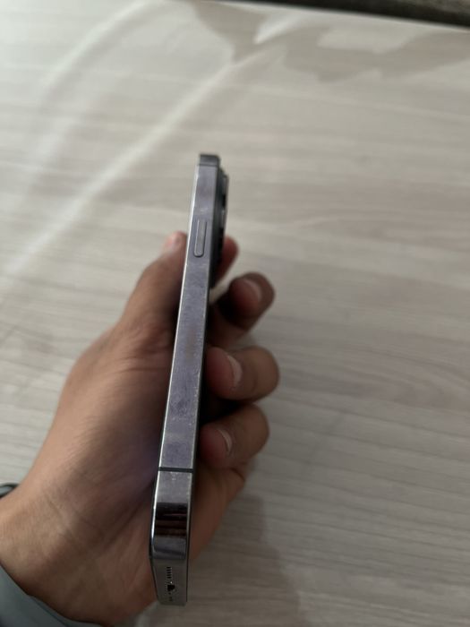 iPhone 14 Pro в хорошем состоянии