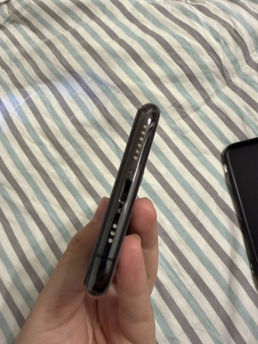 Iphone XS 64гб продается