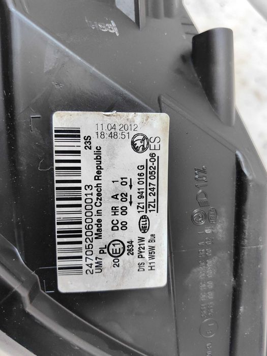 Оригинален фар Шкода Октавия  Skoda Octavia Bixenon