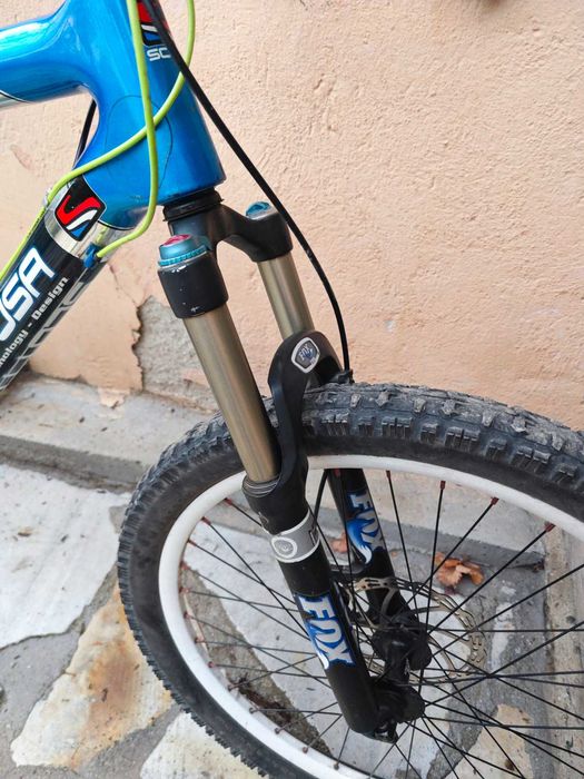 Продавам карбонов велосипед Scott Team Issues 26 цола Мекица