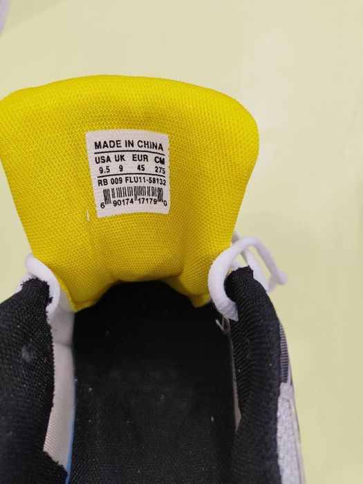 Продаются кроссовки