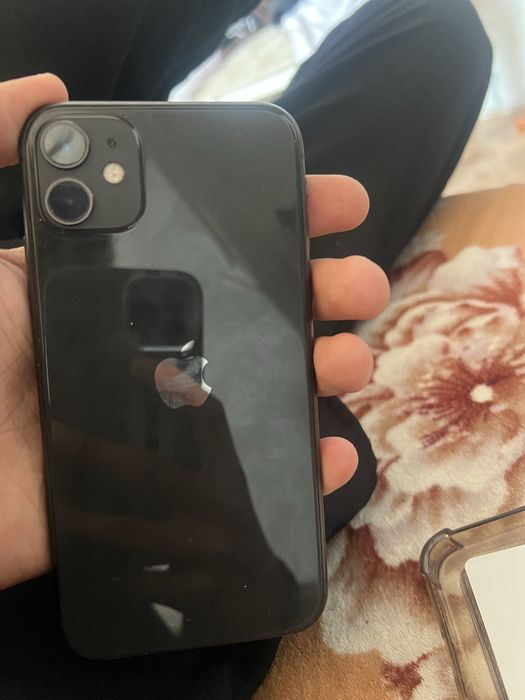 IPhone 11 продам