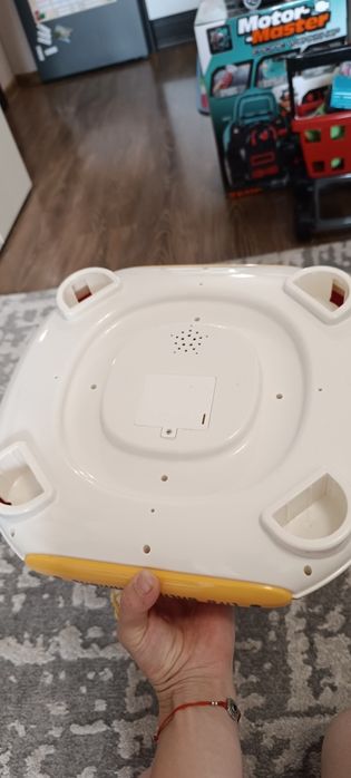 Интерактивна масичка със звуци и функции