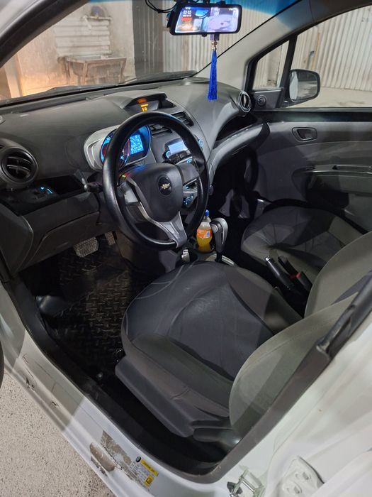 Chevrolet Spark 2017 — 3