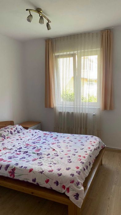 Inchiriez apartament 3 camere complet mobilat si utilat,recent renovat-Zona Mihai Viteazu Sibiu
