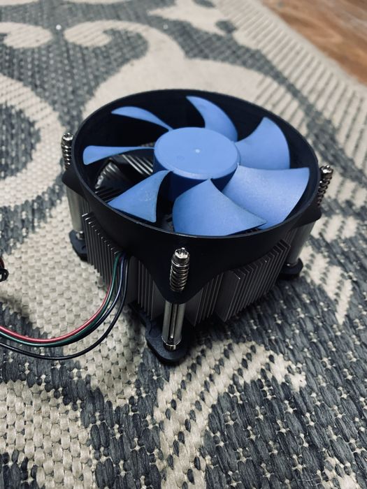 Продам DeepCool с гарантей на 1 месяц