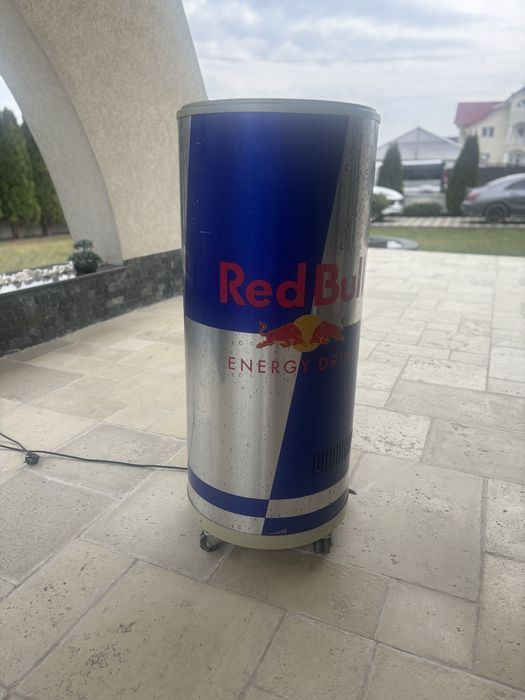 Frigider Redbull