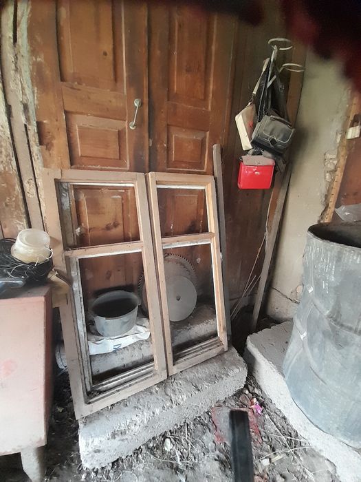 Деревянные оконные рамы