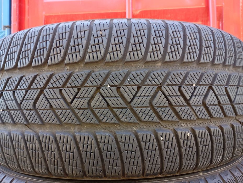 Anvelope 255/45/20 Pirelli
