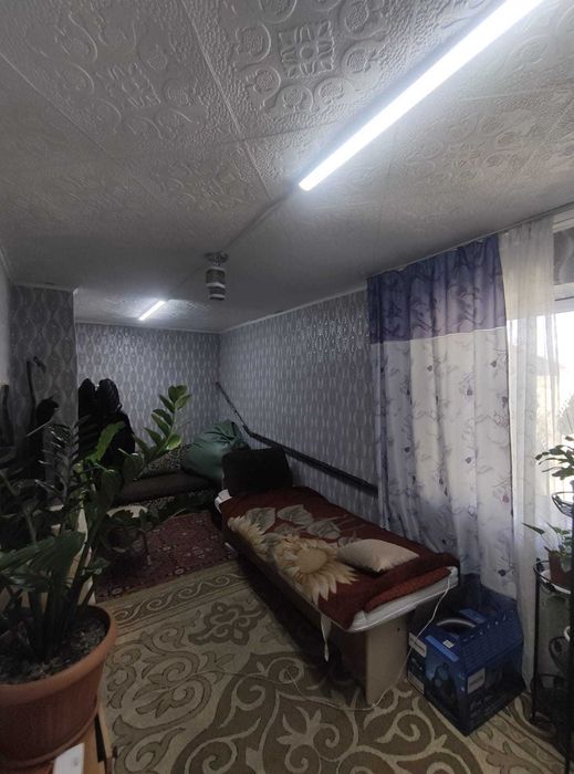 Продам частный лом ул. К.Маркса, 34