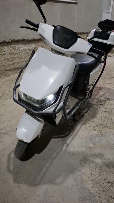 Oq sport skuter 2025