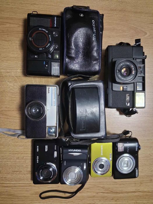 Aparate foto vintage diferite modele