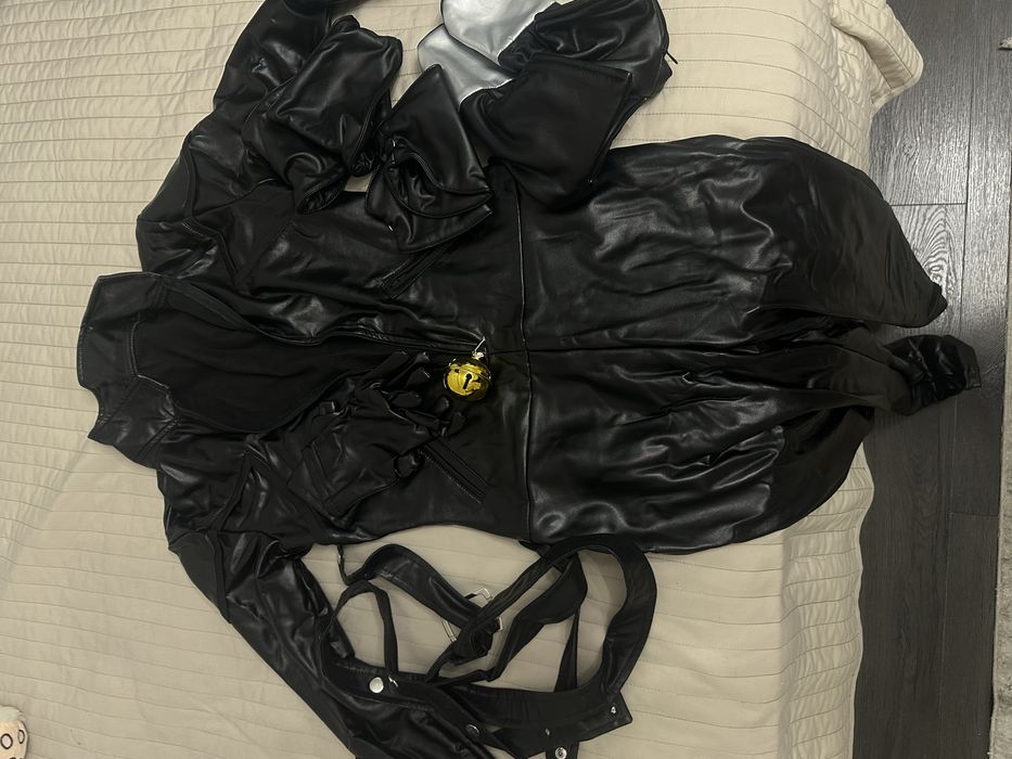 Продам косплей костюмы и парик