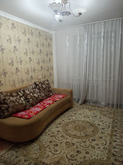 Сдам 2х комн квартиру