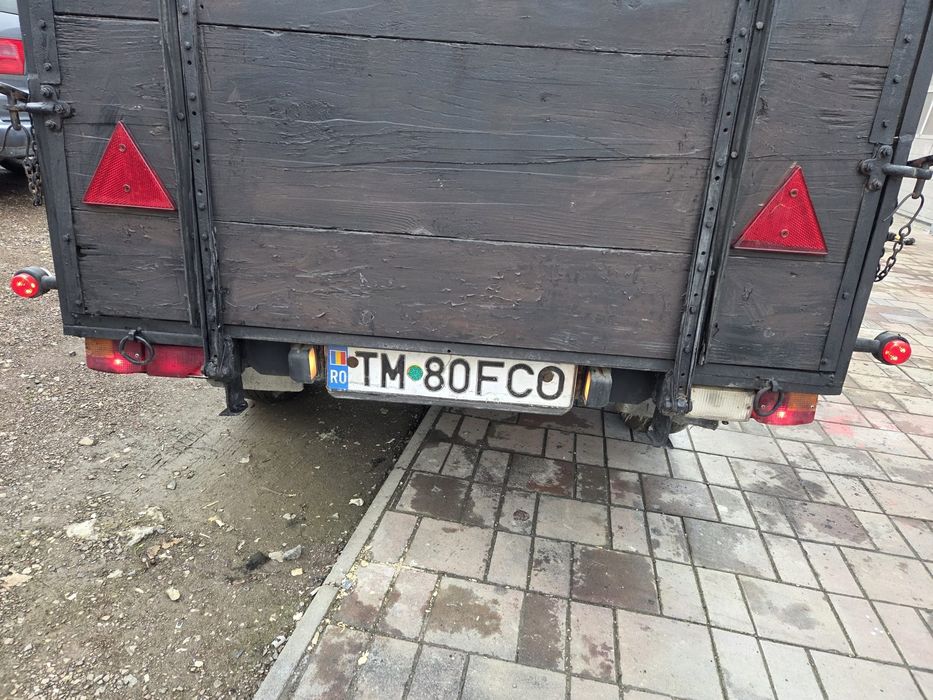 Remorcă auto de 750 kg