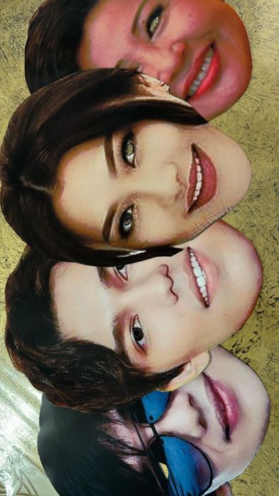 Финики и клубника в шоколаде