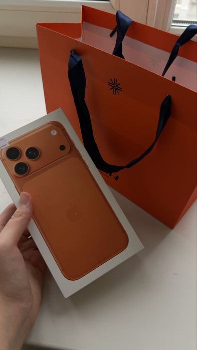 Продам Срочно Iphone 17 Pro Max