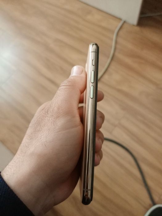 Ayfon 11 pro xolati yaxshi xammanarsai radnoy