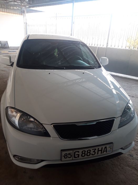 Автомашина сотилади