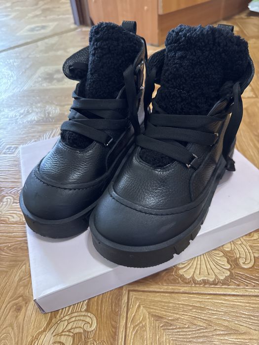 Новые зимние сапоги