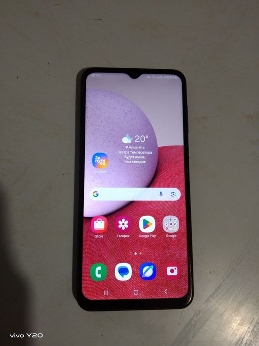 Продам Galaxy A13. Срочно.