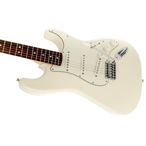 Продам электрогитару Fender Stratocaster SSS Arctic White