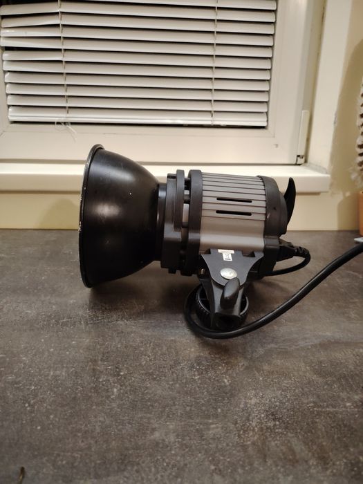 Студийна светкавица METTLE Professional Quartz Light (QL‑1000)