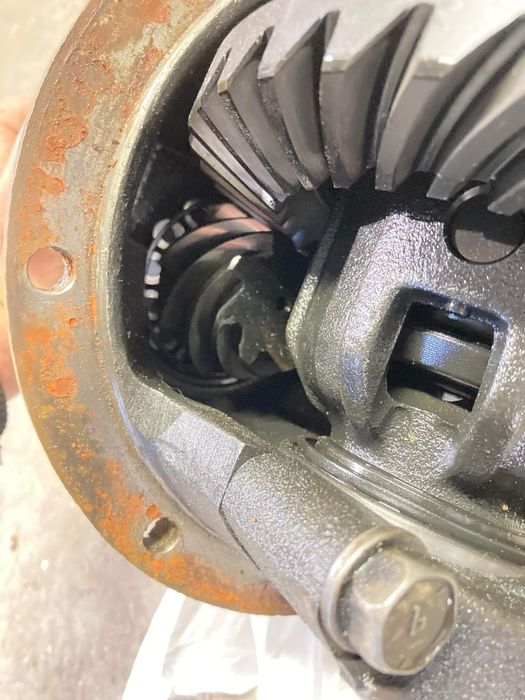 Диференциали 37/8 за Витара