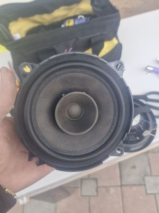 Boxe logan mcv 1  originale