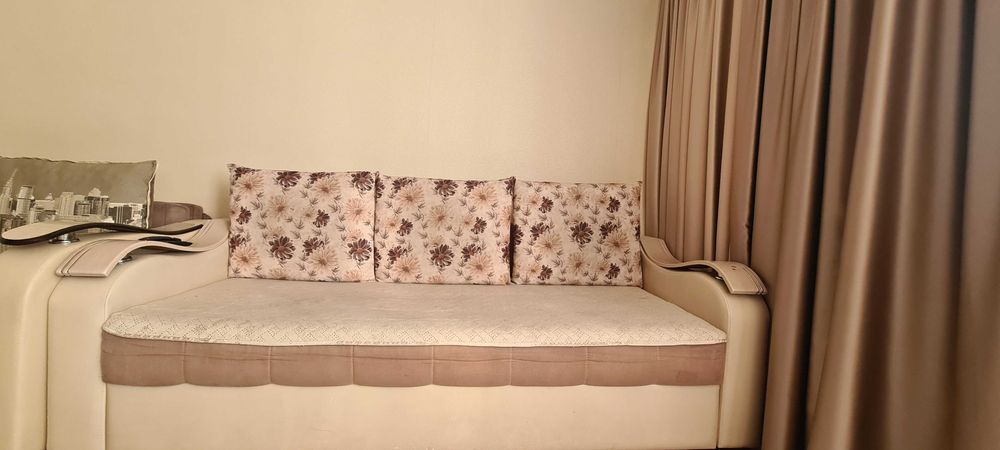 Продам стенку,диван б/у